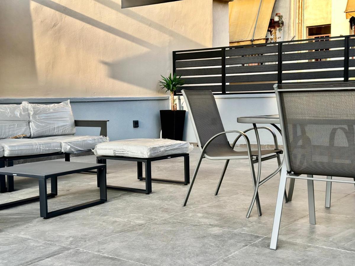 T&T Luxury Apartments - Rooftop Jacuzzi Ateny Zewnętrze zdjęcie