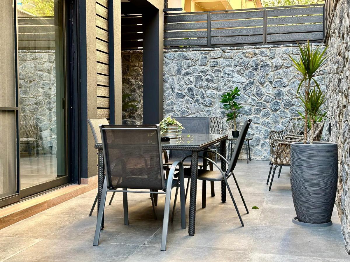 T&T Luxury Apartments - Rooftop Jacuzzi Ateny Zewnętrze zdjęcie