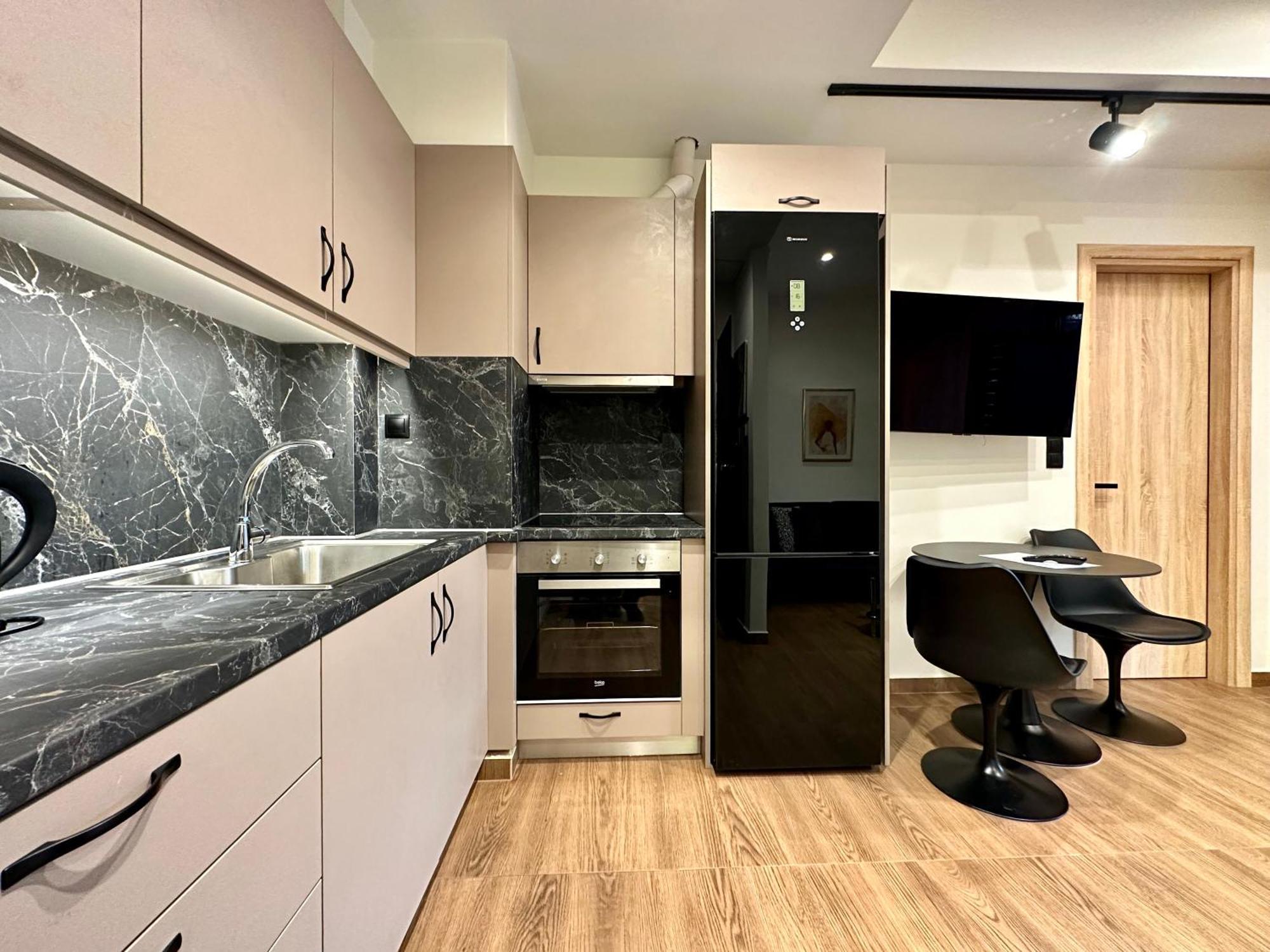 T&T Luxury Apartments - Rooftop Jacuzzi Ateny Zewnętrze zdjęcie